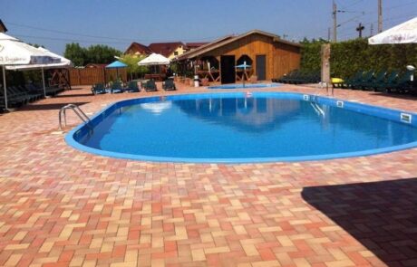 hotel-denis-cazare-restaurant-piscina-danes